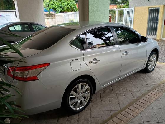 NISSAN SENTRA 2.0 SL 16V FLEX 4P AUTOMÁTICO